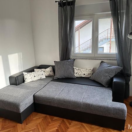 Vala Apartments Rovigno Esterno foto